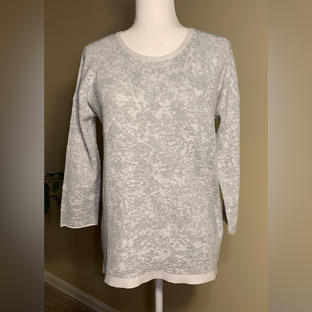 NWOT Sweater: Hi-Low Tunic Length, Winter White & Silver, 2/3-Sleeve, 1990s/Y2K